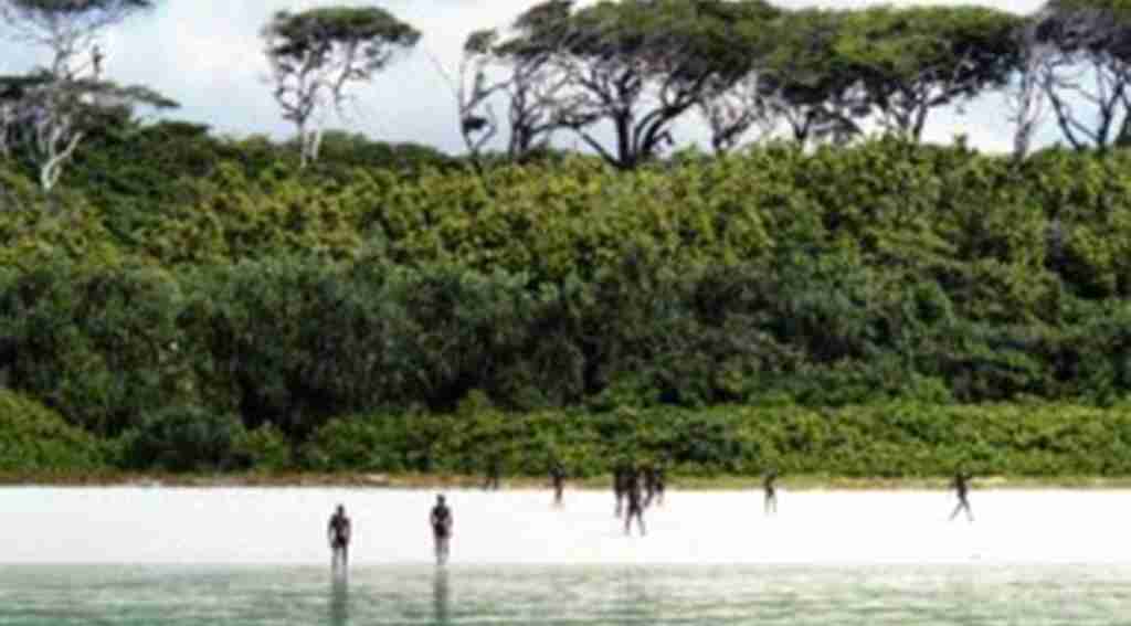Kimsenin yaklaÅamadÄ±ÄÄ± kabile, turisti vahÅice Ã¶ldÃ¼rdÃ¼ ile ilgili gÃ¶rsel sonucu