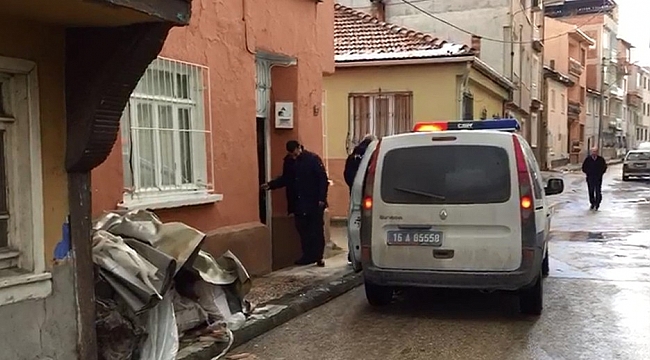 Muhtara tokat atıp kaçtılar - Bursa Haber