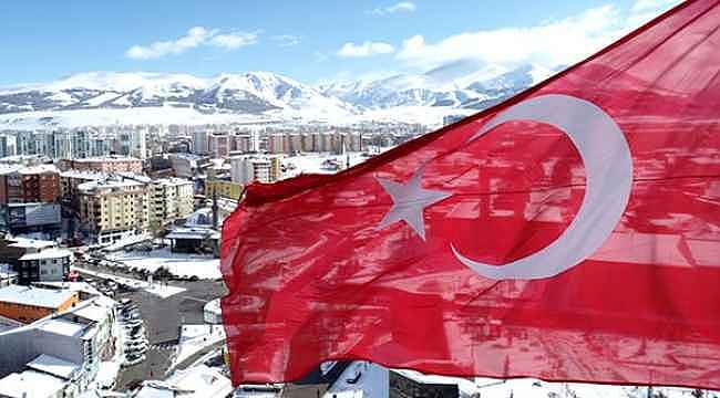 Yoğun kar yağışından 35 ilde okullar tatil edildi