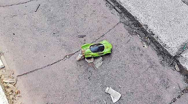 Günün acı haberi... Sokakta oyun oynarken minibüsün çarptığı çocuk hayatını kaybetti