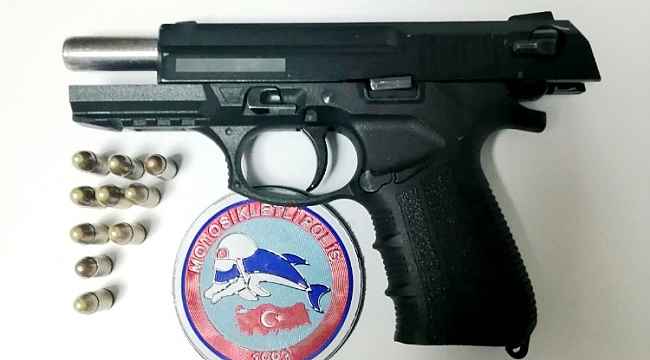 Yunus Timlerinin şüphelendiği şahsın üzerinden ruhsatsız tabanca çıktı