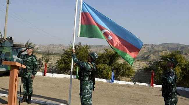 Azerbaycan ordusu 27 yıldır işgal altında bulunan Ağdam'a girdi