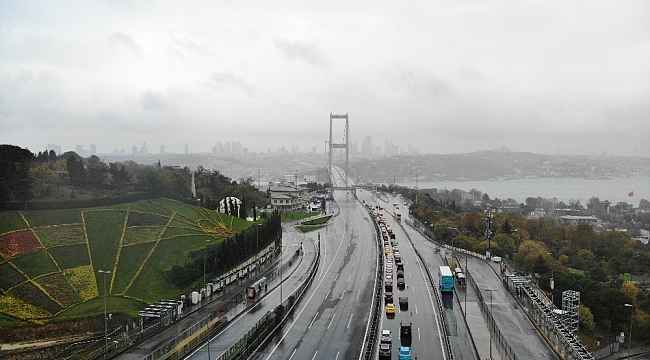 Kısıtlamada 15 Temmuz Köprüsü'ndeki denetimler havadan görüntülendi
