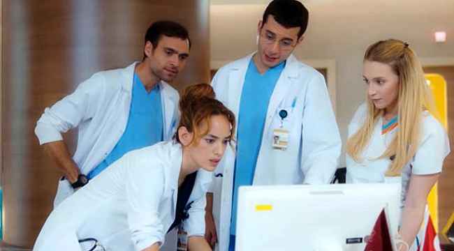 Seda Bakan'ın koronavirüs test sonucu pozitif çıktı
