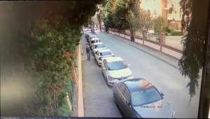 Güpegündüz arabanın camını patlatıp, hırsızlık yaptı