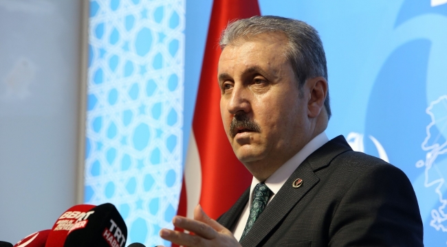 BBP Genel Başkanı Destici: "Terör örgütlerine ve siyasi partisine suç örgütü diyemeyenler seçilmiş cumhurbaşkanına bunu deme hadsizliğini yapıyorlar"