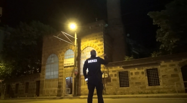 Bursa'da tarihi camide hırsızlık alarmı - Bursa Haberleri