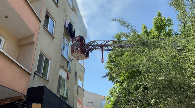 Bursa'da yangında can pazarı... 2 kadın kurtarıldı - Bursa Haberleri