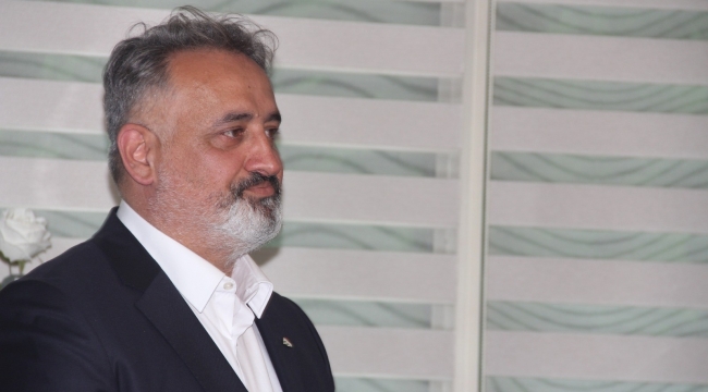 Bursaspor Başkan Adayı Serdar Acarhoroz, maçları ücretsiz yapacağını açıkladı