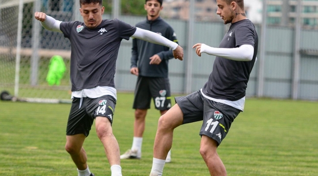 Bursaspor sezonun son antrenmanını gerçekleştirdi