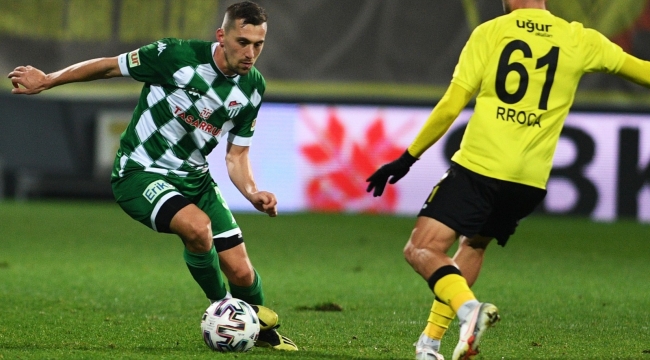 Bursaspor'da en çok formayı Burak Altıparmak terletti - Bursa Haberleri