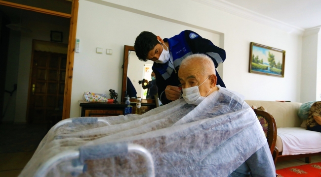 Büyükşehir'den ihtiyaç sahiplerine bayram tıraşı