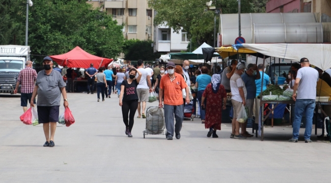 Esnaf ve vatandaşı sevindiren buluşma