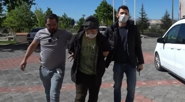 Isparta'da anne ve babasını öldüren şahıs: "Babamla ekmeği geç getirdim diye tartıştık, bana saldırdı bıçağı aldım sonrasını hatırlamıyorum"