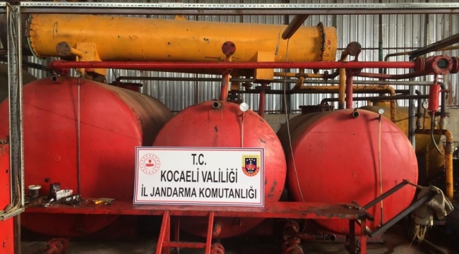 Kocaeli'de 6 bin litre kaçak akaryakıt ele geçirildi