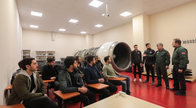 "Üniversitelerde havacılıkla ilgili bölümler revaçta"
