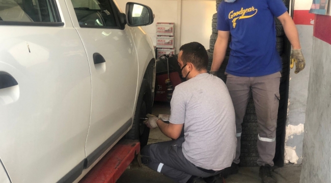Yazlık lastiğe geçiş devam ediyor
