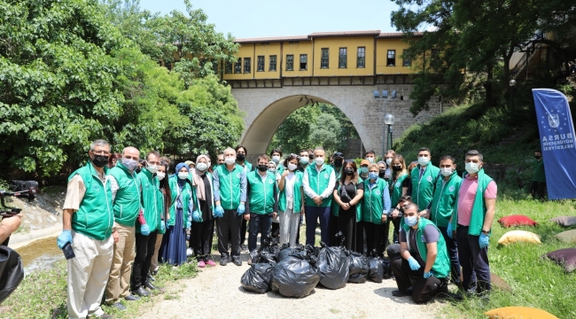 Başkan Aktaş Dünya Çevre Gününde çöp topladı - Bursa Haberleri