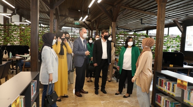 Başkan Taban'dan öğrencilere sürpriz ziyaret - Bursa Haberleri