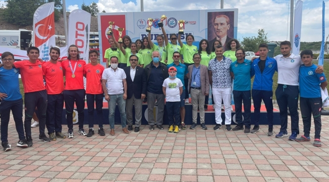 Bursa Büyükşehir Belediyespor, Durgunsu Kano Türkiye Kupası'nda 24 madalya kazandı - Bursa Haberleri