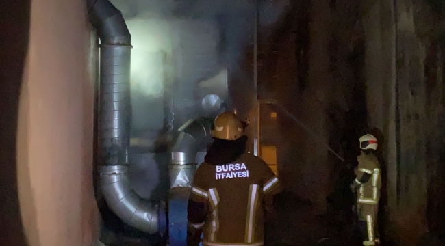 Bursa'da gece saatlerinde korkutan yangın - Bursa Haberleri