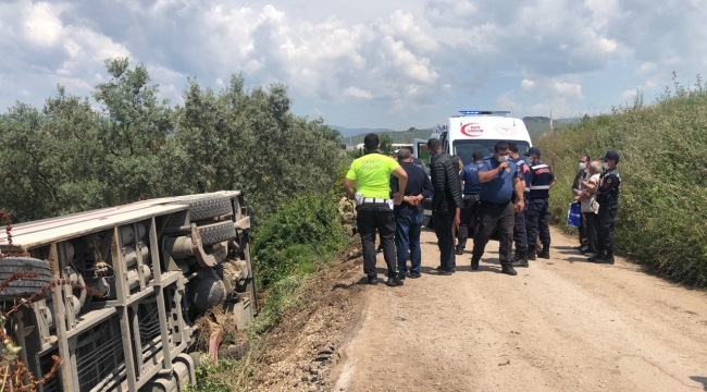 Bursa'da yolcu midibüsü devrildi....4 yaralı - Bursa Haberleri