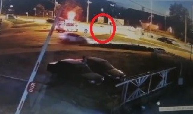 Bursa'daki feci kaza güvenlik kamerasına yansıdı - Bursa Haberleri