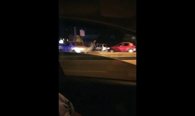 Bursa'da bisikletle seyir halindeyken otomobil çarptı, karşı şeride uçarak ağır yaralandı - Bursa Haberleri