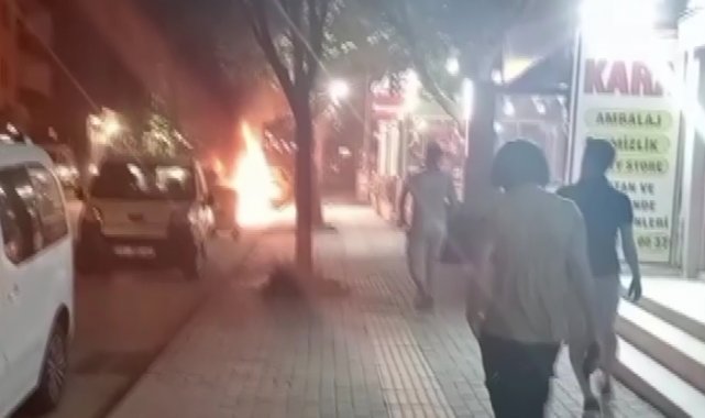 Bursa'da elektrikli bisikleti yanarken, gözyaşları içinde izledi
