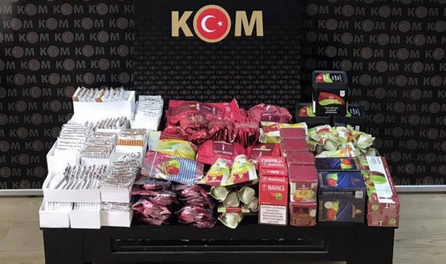 Bursa'da gümrük kaçağı cep telefonları ele geçirildi