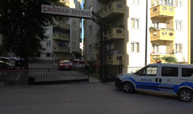 Bursa'da ilginç olay: İşe gitmek için arabasının yanına gitti, arabasında tanımadığı birinin uyuduğunu gördü
