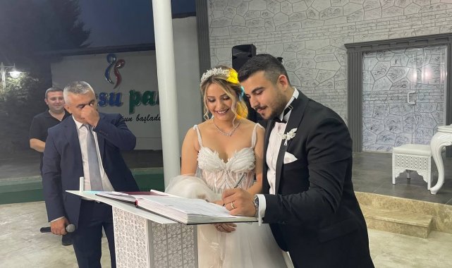 Bursa'da nikah memuru kendi kızının nikahını kıydı - Bursa Haberleri