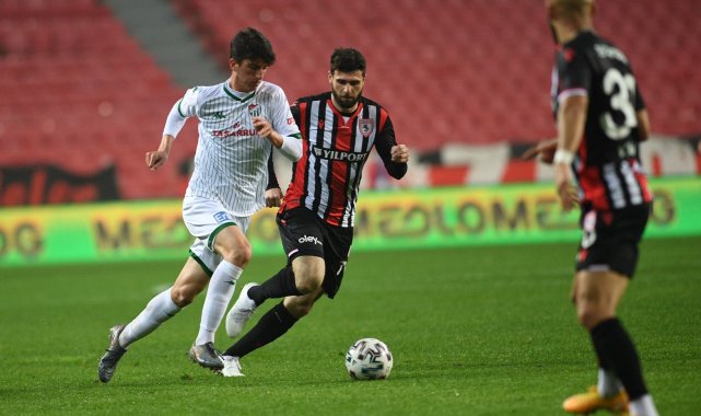 Bursaspor'dan U19 Milli Takımı'na iki futbolcu