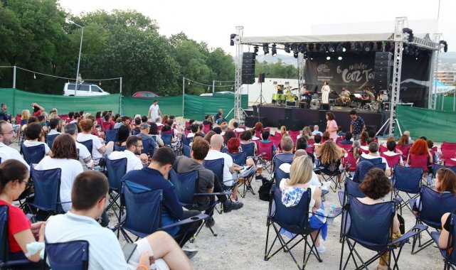 Caz Tatili'nde muhteşem gece - Bursa Haberleri