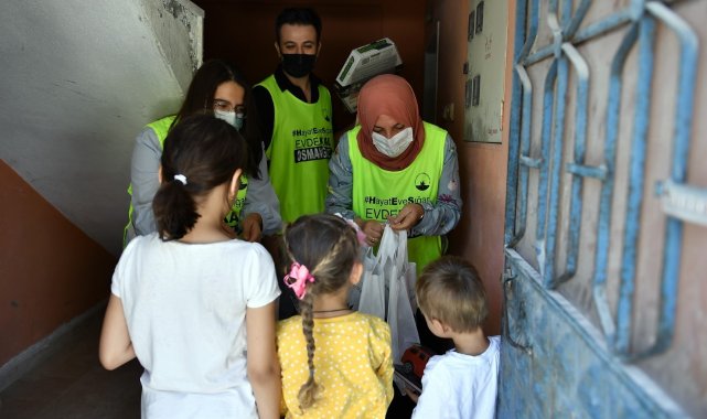 Çocukların bayramlıkları Osmangazi'den