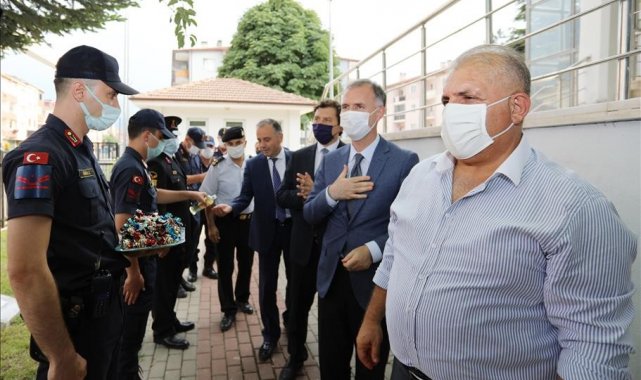İnegöl Belediyesinde protokol ve vatandaşlar bayramlaşma töreninde bir araya geldi