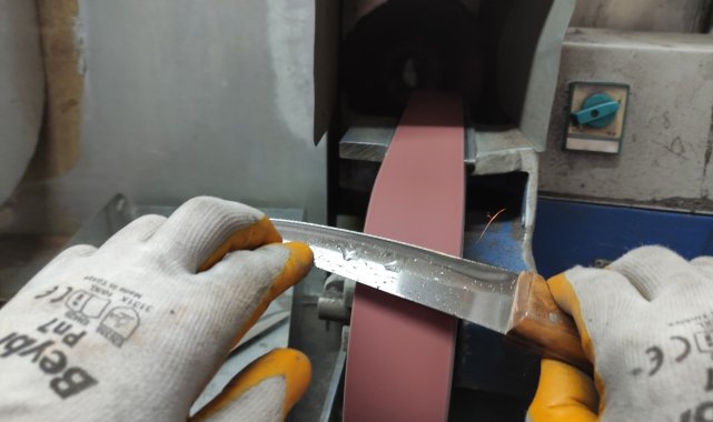 Kaliteli bıçakları yanlış bileterek ziyan etmeyin - Bursa Haberleri