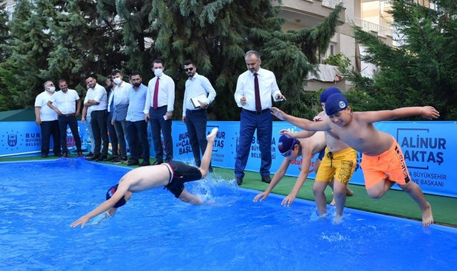 Mudanya'da olimpik yüzme havuzu martılara kaldı - Bursa Haberleri