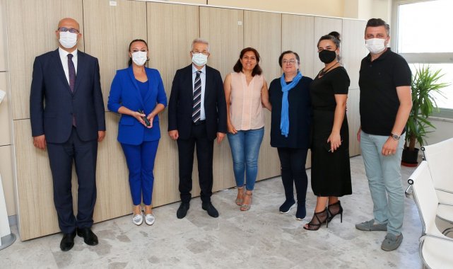 Nilüfer ailesi bayramlaştı