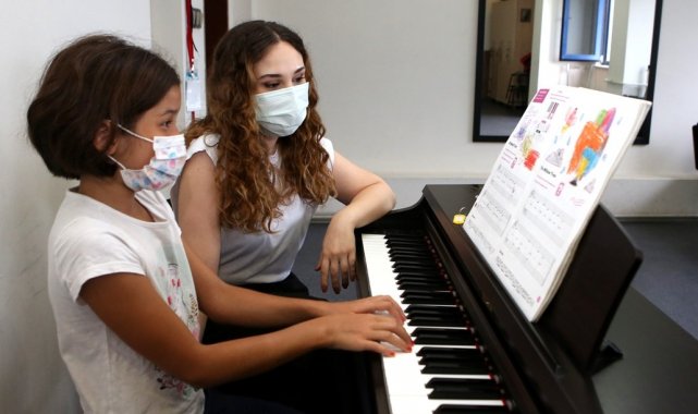 Nilüfer Sanat Atölyeleri kapılarını açtı - Bursa Haberleri
