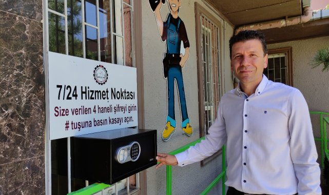 Şifreyi giren kasadan diplomasını alıyor