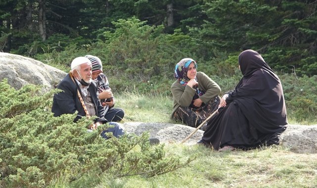 Uludağ'da kaybolan kadını arama çalışmaları 27'inci saatinde devam ediyor