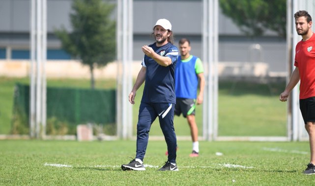 Bursaspor, Eyüpspor maçı hazırlıklarına devam etti - Yeşil-beyazlı takımda Taha Altıkardeş idmana çıkmadı