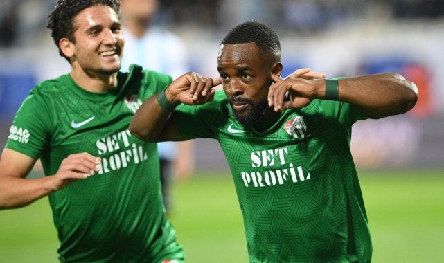 Bursaspor sahasında Eyüpspor'u konuk ediyor