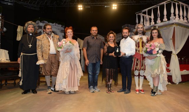 Festivalde tiyatro keyfi