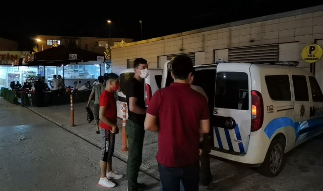 Kaçak yollarla ülkeye giren 5 mülteci takside yakalandı