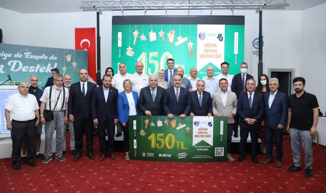 Öğrenciye de esnafa da tam destek