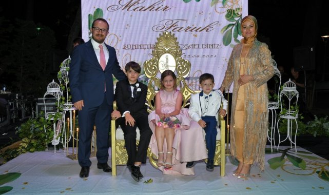 Siyaset ve medya dünyasını buluşturan cemiyet