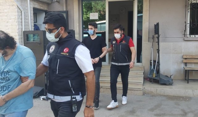 Uyuşturucu satıcılarına şok baskın