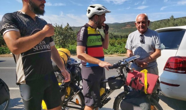 4 bin kilometre pedal çevirerek İznik'e geldiler